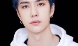 王一博生活圈爆料视频,日常瞬间曝光，粉丝直呼太真实！